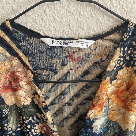 Zara Velvet Floral Dress - Picture 3 of 4